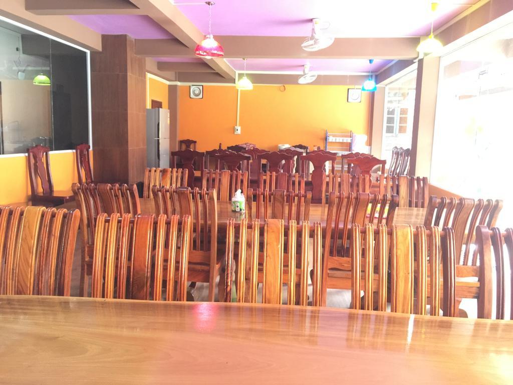 Happy River View Hotel Vang Vieng Exterior photo